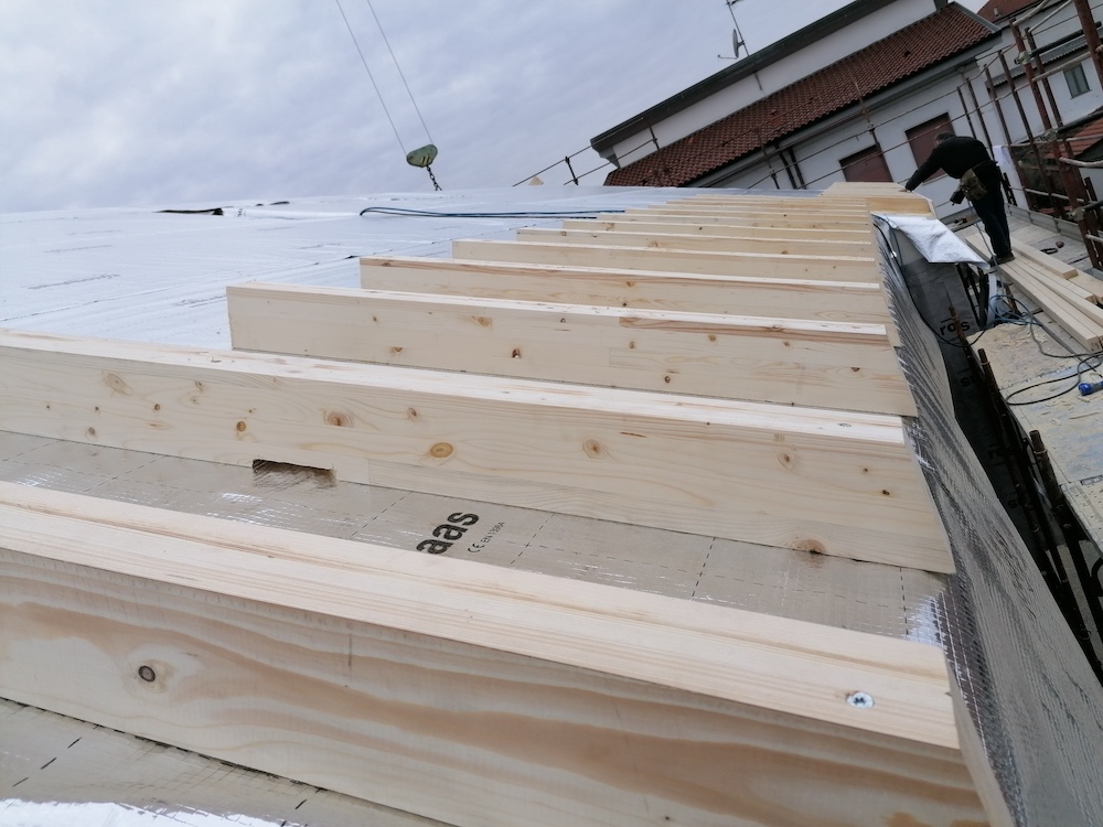 sopralzo in legno bergamo treviglio montaggio copertura