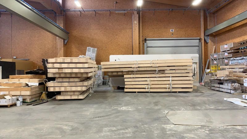 Palazzina con 3 case prefabbricate legno pollegio canton ticino, produzione pareti in fabbrica