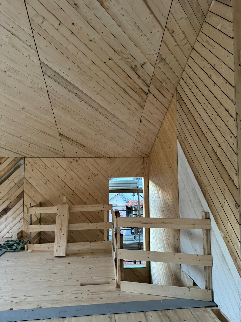 casa legno lolla di riso lecco tetto completato