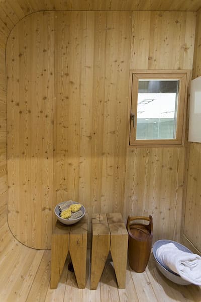 struttura legno sauna, installazione in legno, interni