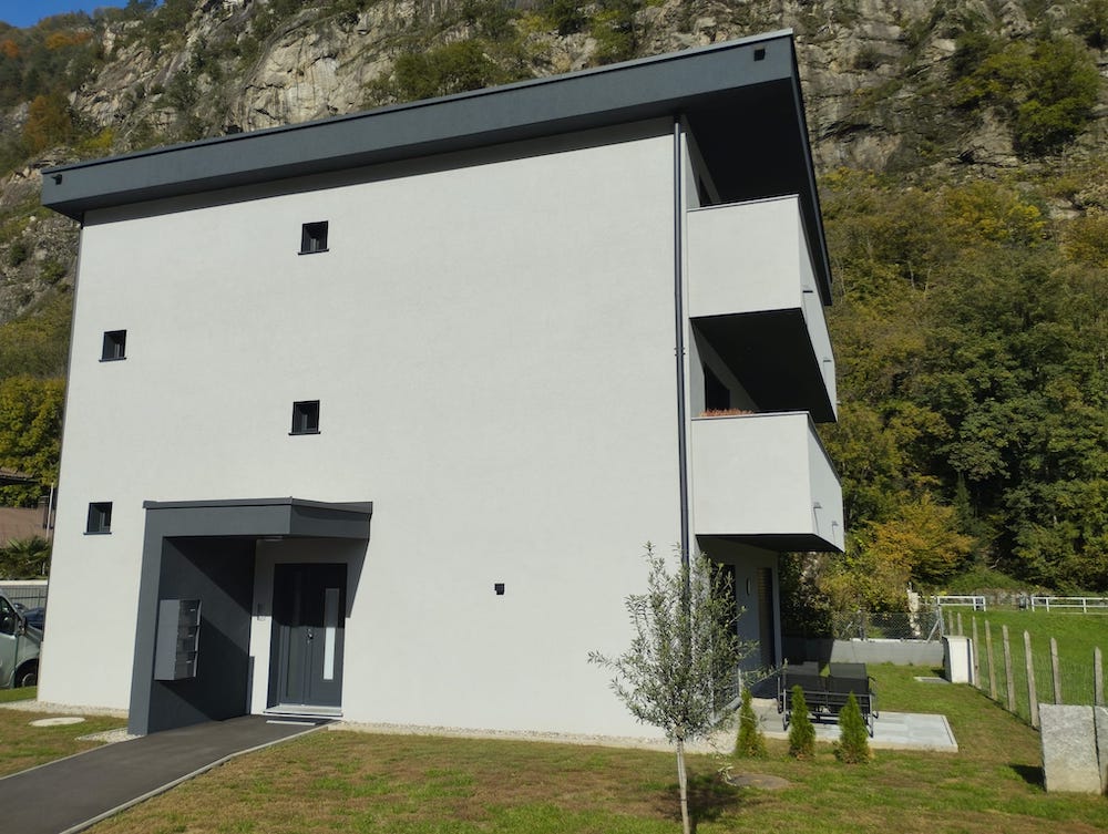 Palazzina in legno pollegio svizzera tre appartamenti in bioedilizia