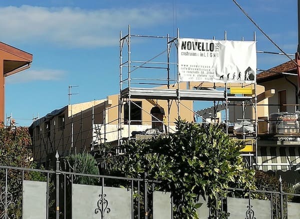 Bioedilizia a Como, sopraelevazione in legno con struttura a telaio