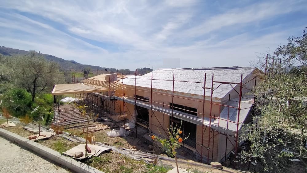 agriturismo in legno liguria in costruzione