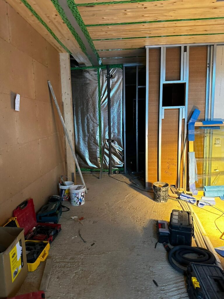 casa in legno e lolla di riso argilla